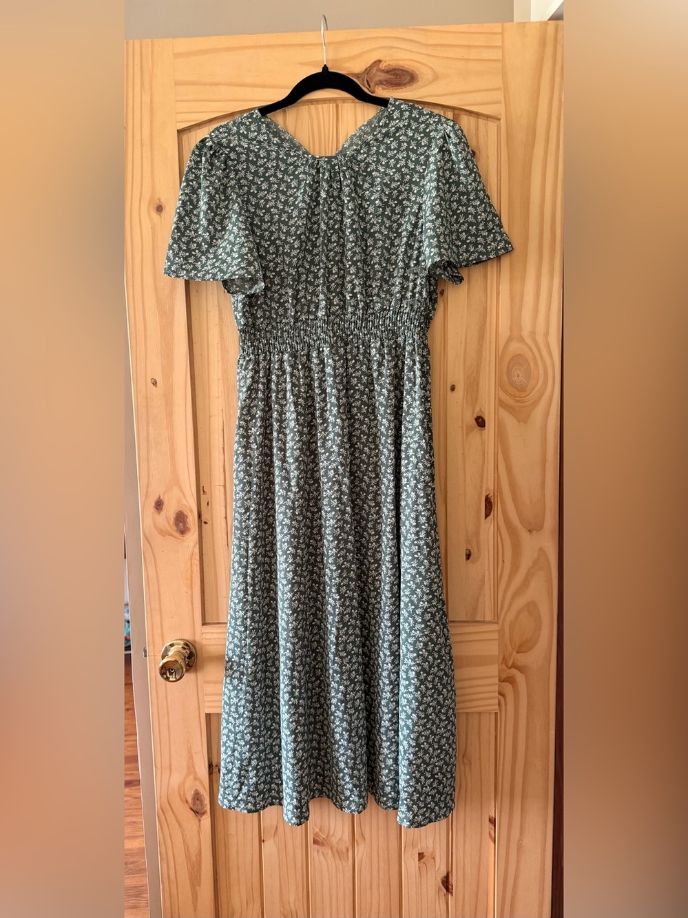 Women’s Green Floral Maxi Dress with Smocked Waist